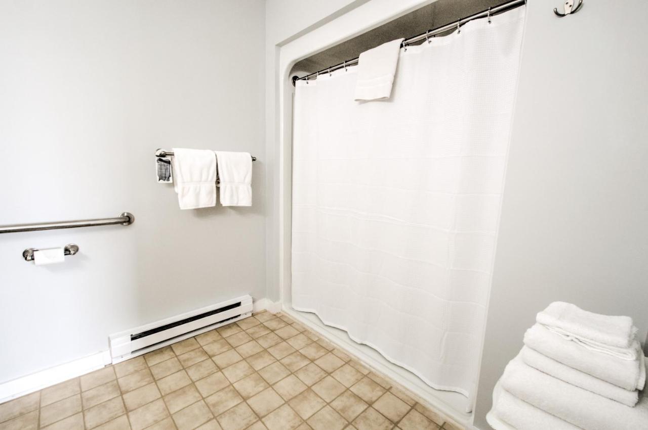 East Shore Lodging Hawley المظهر الخارجي الصورة