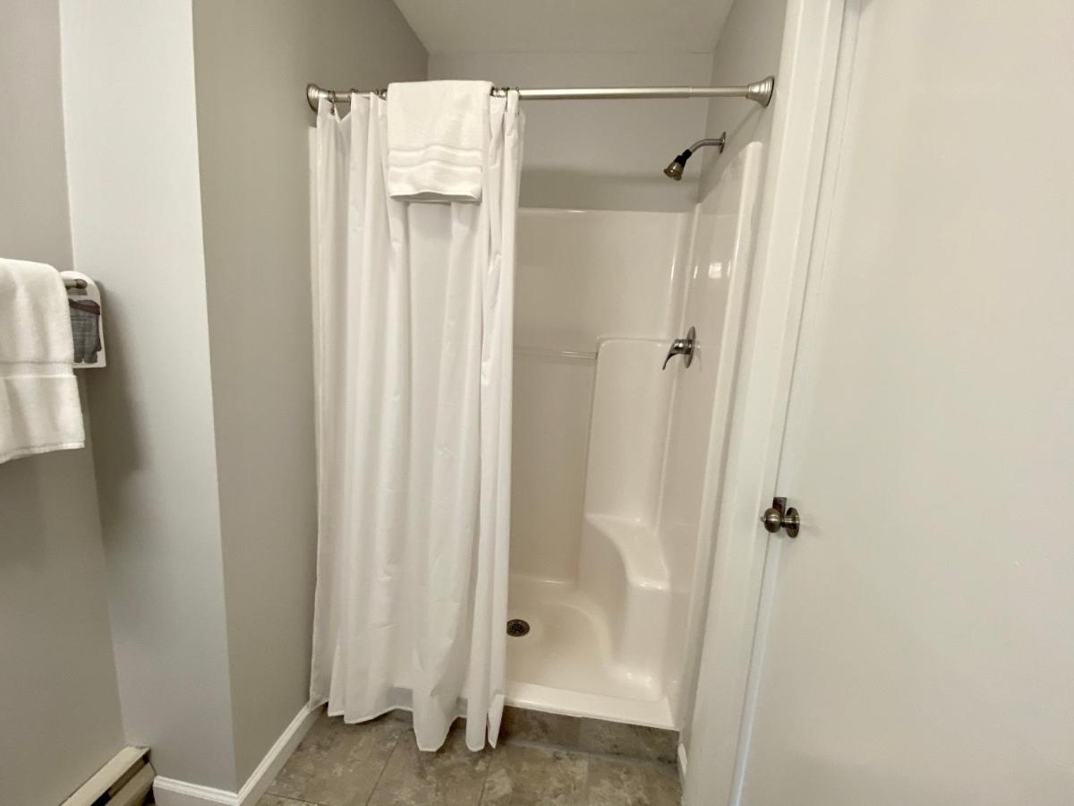 East Shore Lodging Hawley المظهر الخارجي الصورة